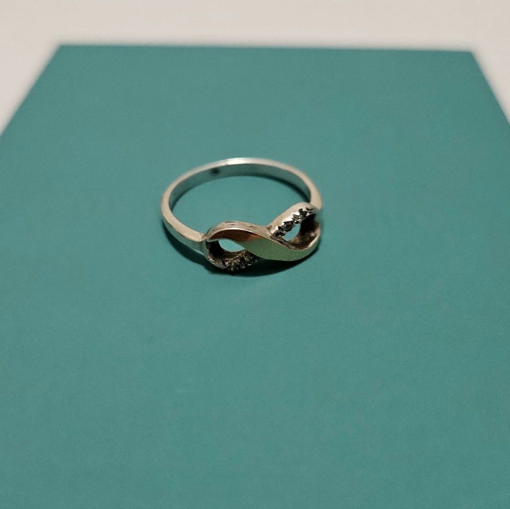 Sterling Silver W/ 18k Gold Plated Accent Ring Size 6